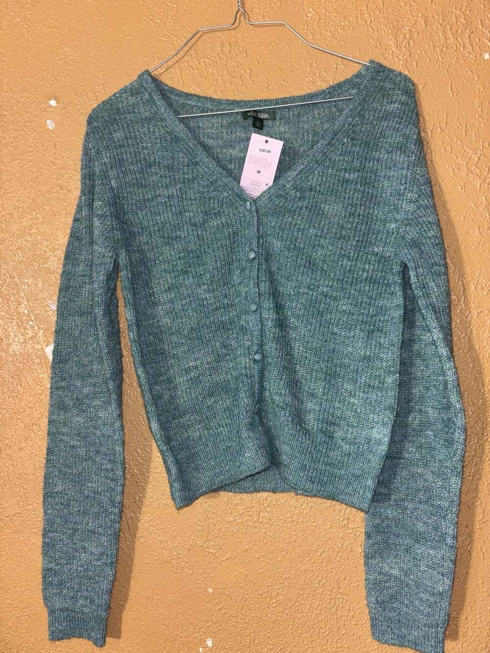 Wild Fable Women's Green Long Sleeve V-Neck Button-Up Cropped Cardigan